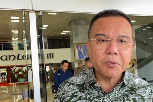 Gerindra Yakin Ridwan Kamil Tak Akan Lawan Kotak Kosong